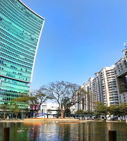 4.5 BHK Flat for Sale in In ORION MALL