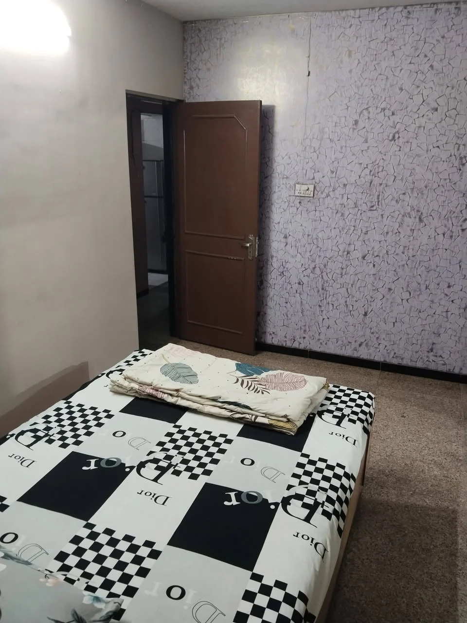 Single Occupancy for Male in 2 BHK Flat for Rent in Kokan Nagar