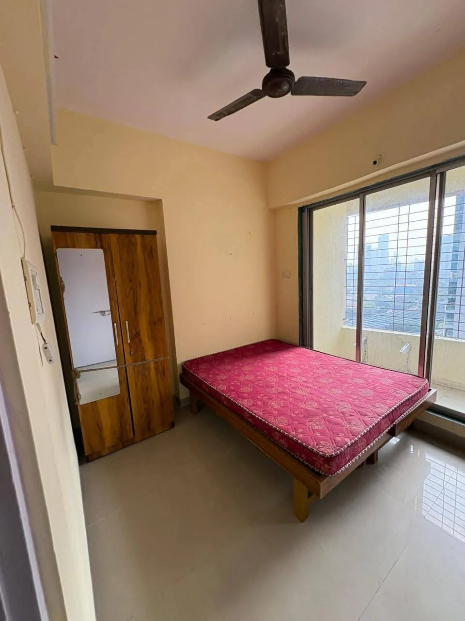 Double Occupancy for Male in 2 BHK Flat for Rent in Prabhadevi