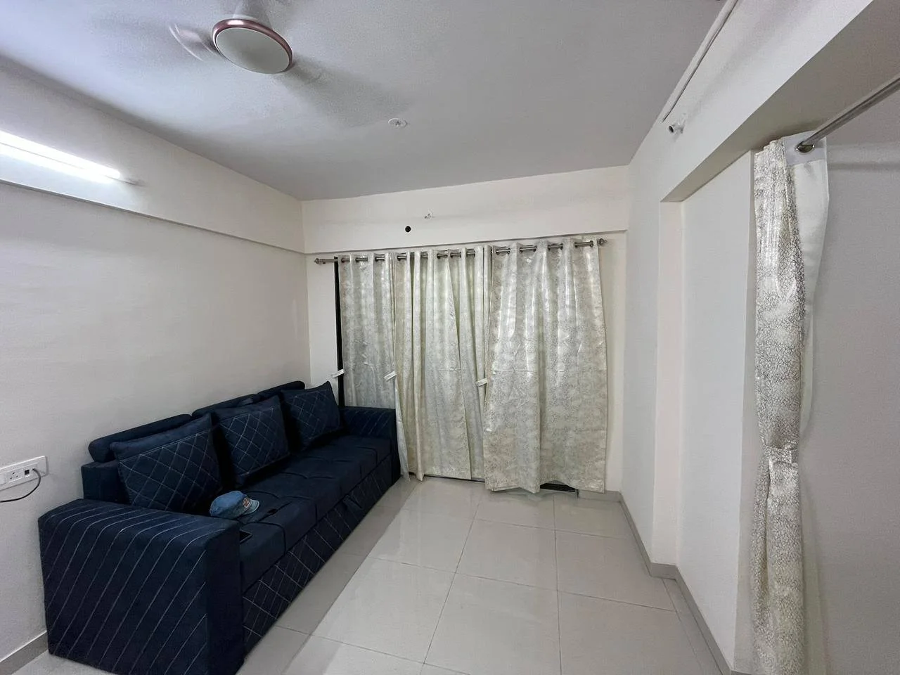 2 BHK Flat for Rent in Diva East