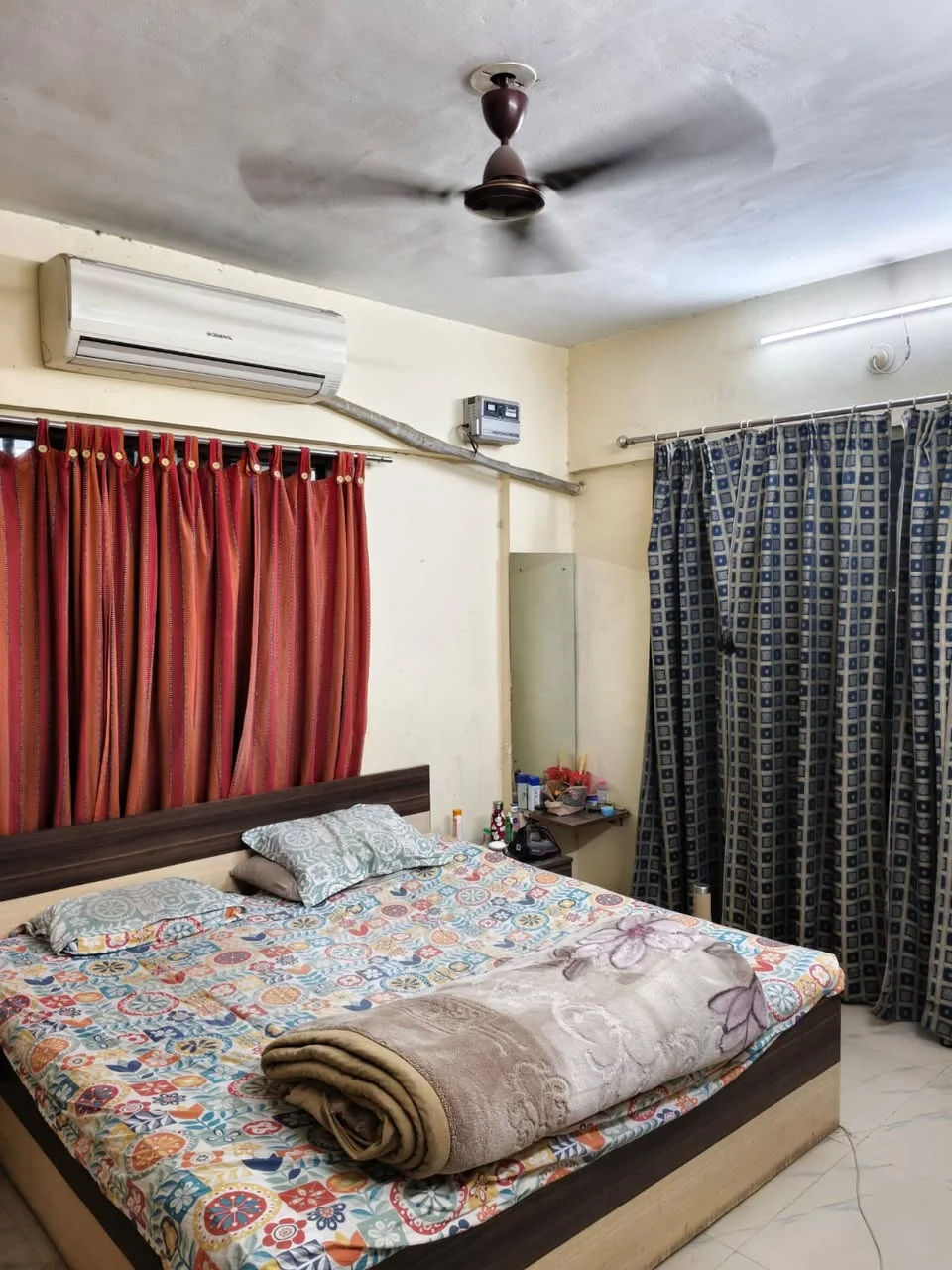 2 BHK Flat for Rent Near Wakad Bridge