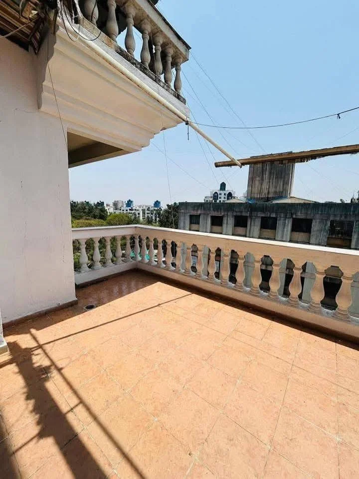 2 BHK Flat for Sale in Salunkhe Vihar main road