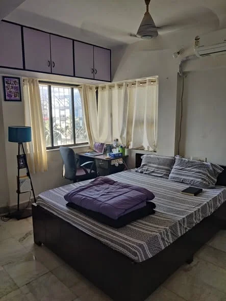 Single Occupancy for Male in 1 BHK Flat for Rent in New Link Road