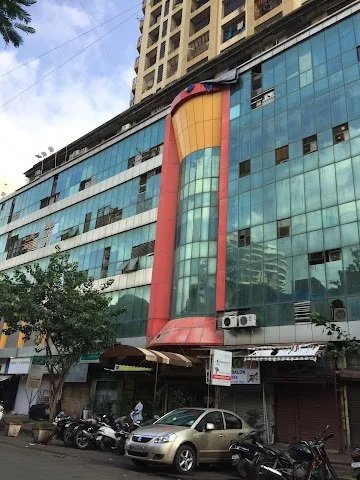 2 BHK Flat for Sale in 4 Bungalows Rto