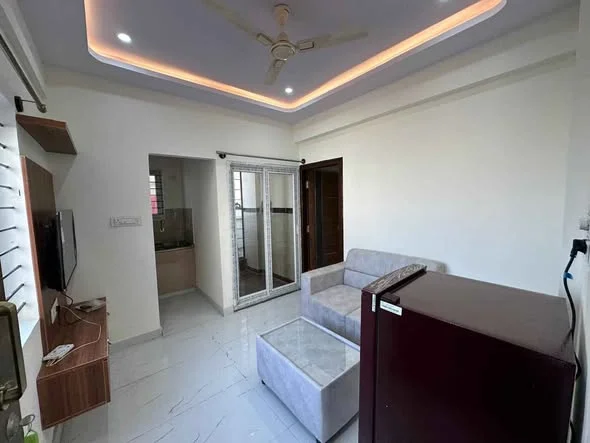 1 BHK Flat for Rent in Nagawara Veeranapalya opposite to manyata Tech Park