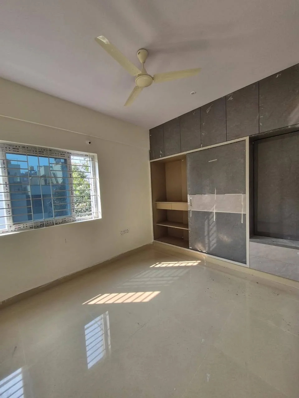 1 BHK Flat for Rent in Singasandra near HSR Layout Bangalore
