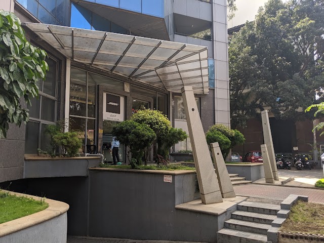 Flat for Sale in 138 Residency Road