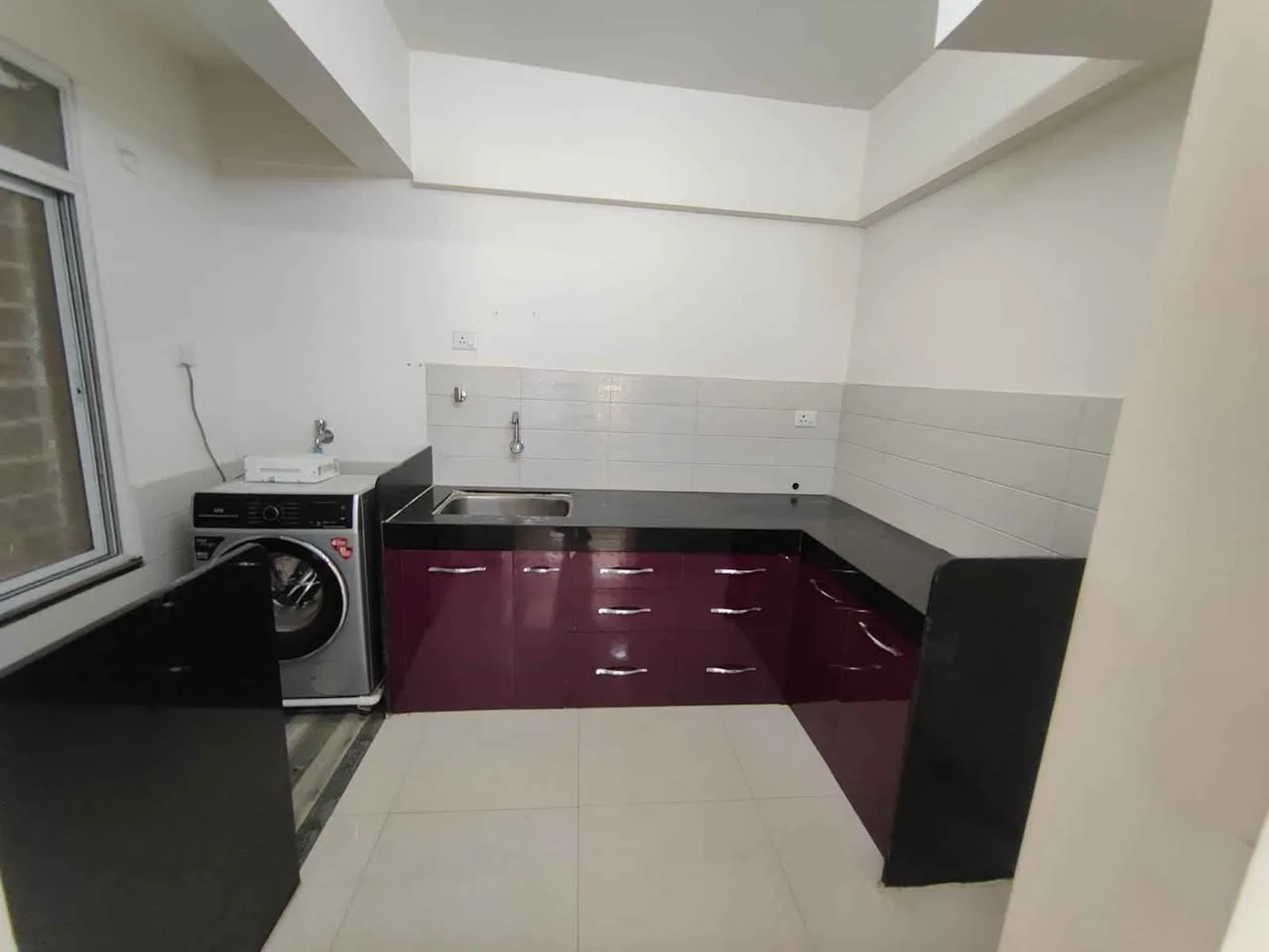 2 BHK Flat for Rent Near by Bhumkar chowk Akshaya international school