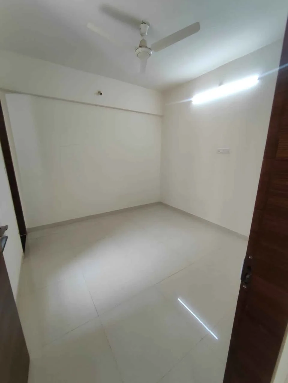 2 BHK Flat for Rent Near by Bhumkar chowk Akshaya international school