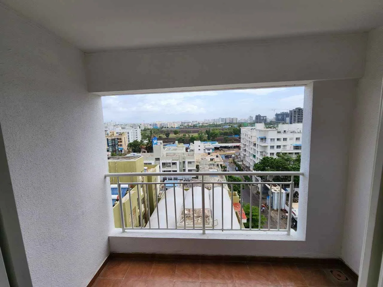 1 BHK Flat for Rent Near by bhumkar chowk Lakshmi chowk