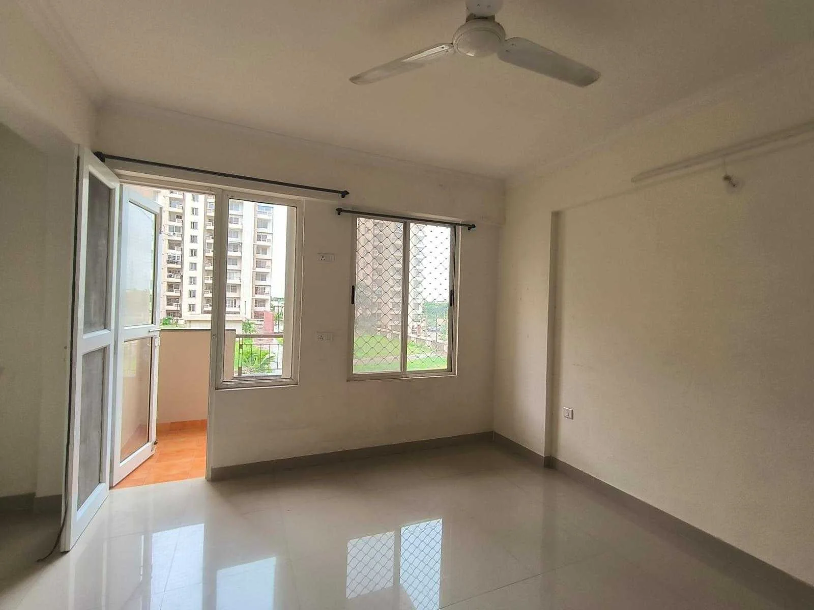 2 BHK Flat for Rent in Vijay Vihar