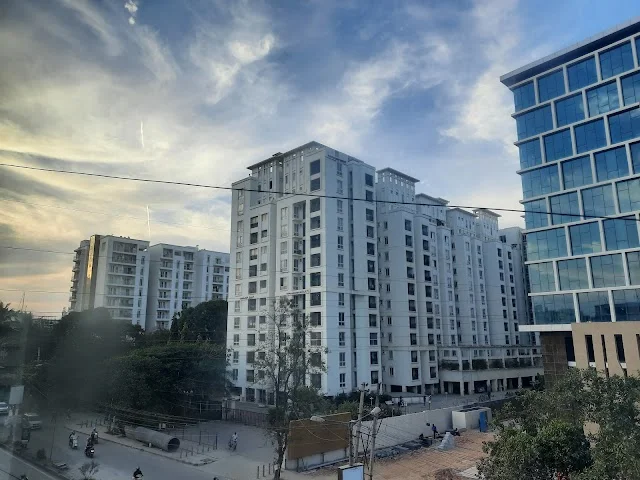 Double Occupancy for Female in 5 BHK Flat for Rent in Thubarahalli