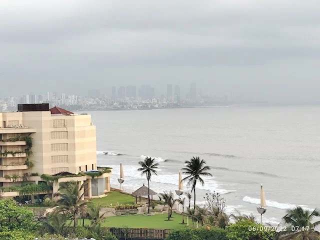 2 BHK Flat for Rent in JUHU SILVER BEACH