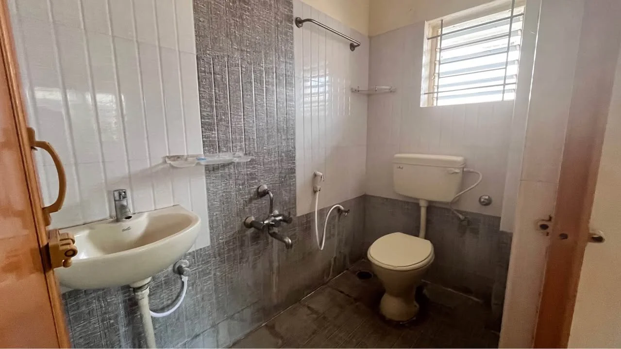 2 BHK Independent House for Rent in 67201 1st Cross Road