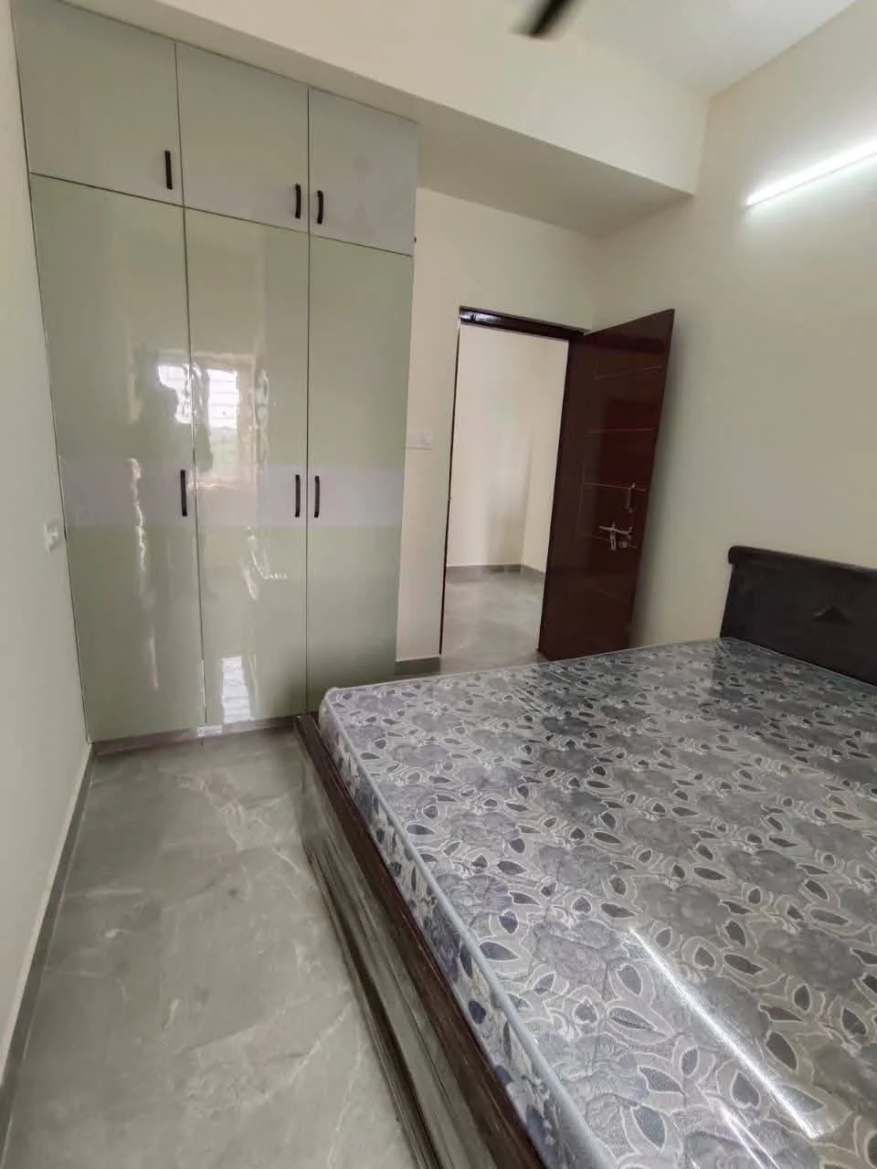 1 BHK Flat for Rent in Nallagandla