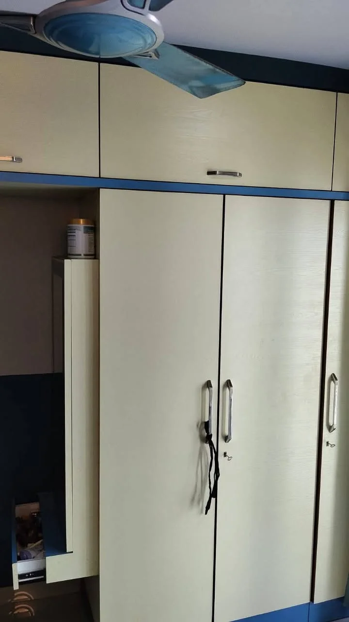 Single Occupancy for Female in 3 BHK Flat for Rent in Shell Colony