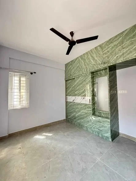 2 BHK Flat for Rent in Malleshpalya bus stand (Near Zudio) BENGALURU