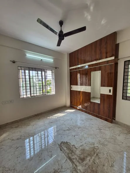 2 BHK Flat for Rent in Kudlu Gate near HSR Layout 2km
