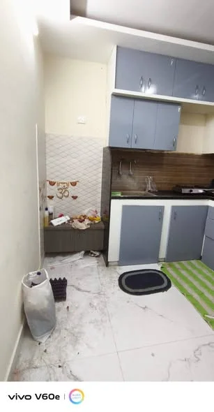 3 BHK Flat for Rent in Kondapur(Near SMR Vinay lconia)