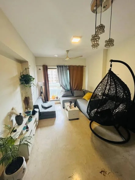 Single Occupancy in 3 BHK Flat for Rent in Lashkariya green hight near infinity mall Andheri West