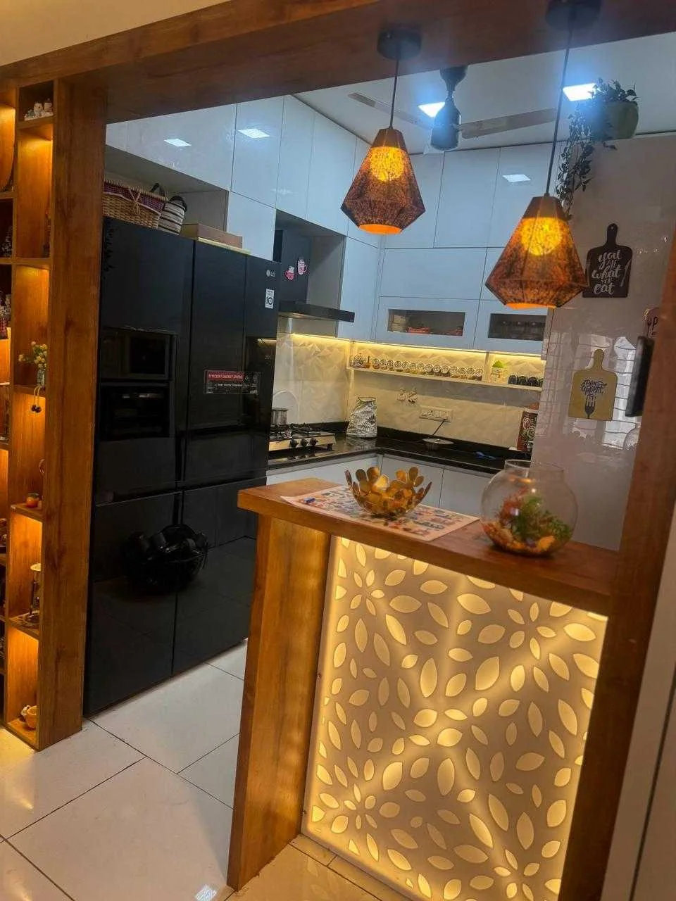 3 BHK Flat for Rent in Western Avenue