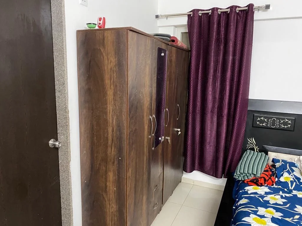 3 BHK Flat for Rent in Western Avenue