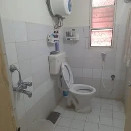 Single Occupancy for Female in 2 BHK Flat for Rent in Murugeshpalya (4 km from Indiranagar)