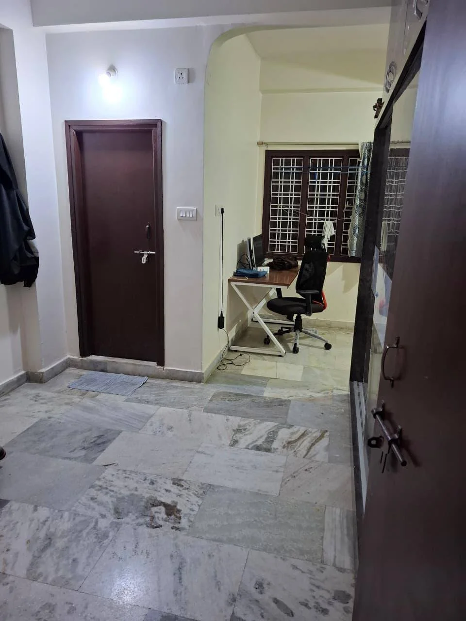 2 BHK Flat for Rent Near RTO Office