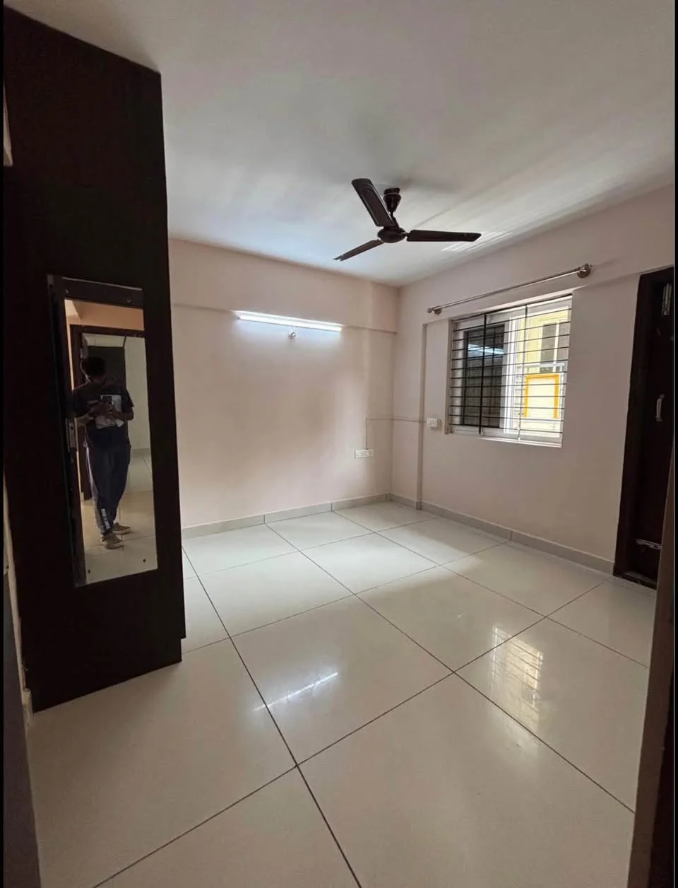 2 BHK Flat for Rent in Kudlu Gate A block NEAR HSR
