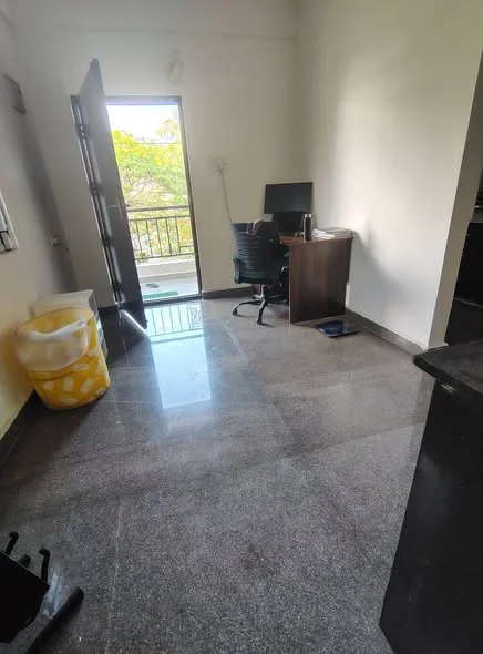 2 BHK Flat for Rent in Marathahalli bridge near space garden main road