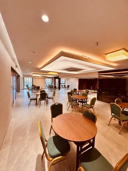 3 BHK Flat for Rent in Koregaon Park Pune