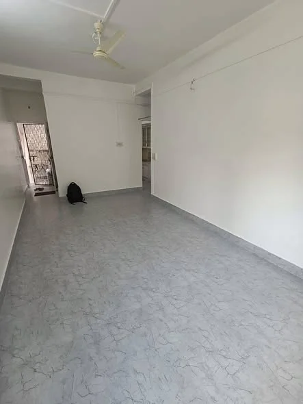 2 BHK Flat for Rent in OPP to woodland showroom Kothrud stand