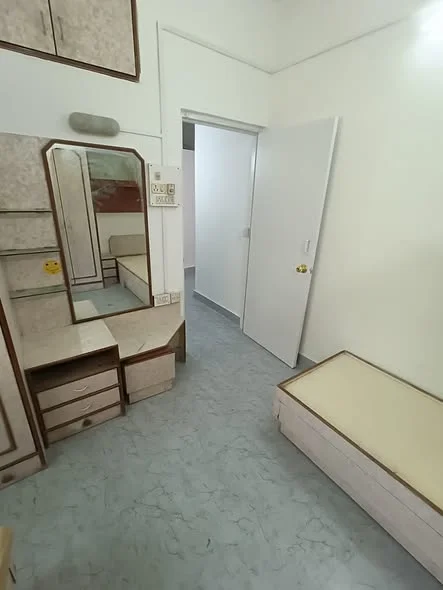 2 BHK Flat for Rent in OPP to woodland showroom Kothrud stand