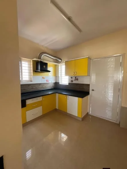 3 BHK Flat for Rent in Kudlu Gate metro station near HSR Layout