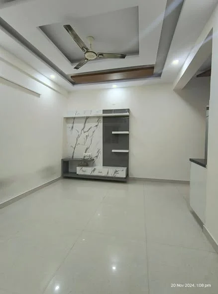 2 BHK Flat for Rent in kudlu gate metro station near hsr layout