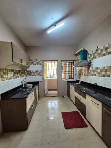 2 BHK Flat for Rent in kudlu gate metro station near hsr layout