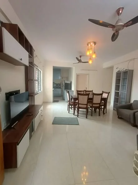 2 BHK Flat for Rent in Singasandra Very Near to HSR Layout