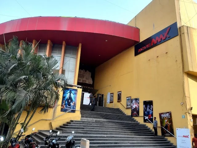 Commercial Space for Rent in Cinemax