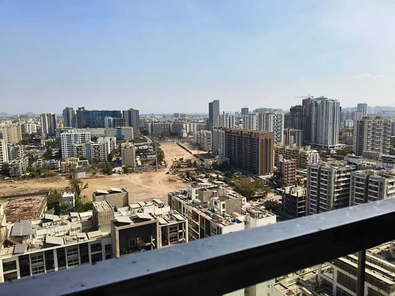 Single Occupancy for Female in 3 BHK Flat for Rent in Wakad