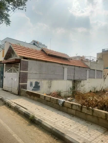 2 BHK Independent House for Sale in Tc palya main road varanasi jikethimanahalli near mother Theresa school