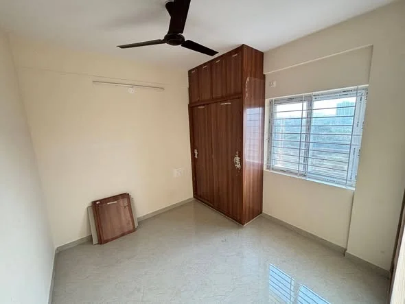2 BHK Flat for Rent in Haralur Road