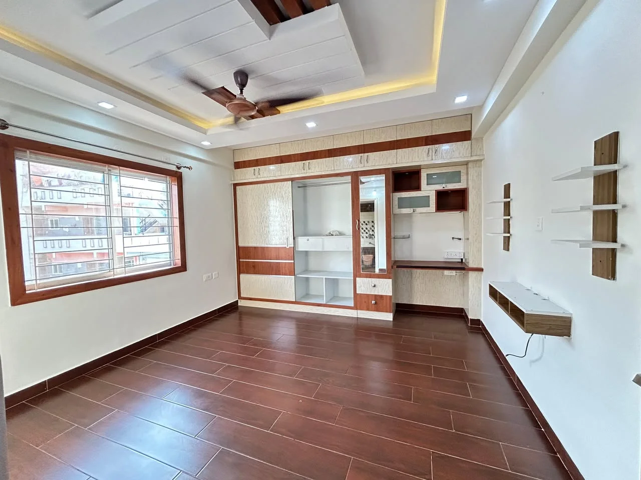 Single Occupancy for Female in 1 BHK Flat for Rent in Hoodi