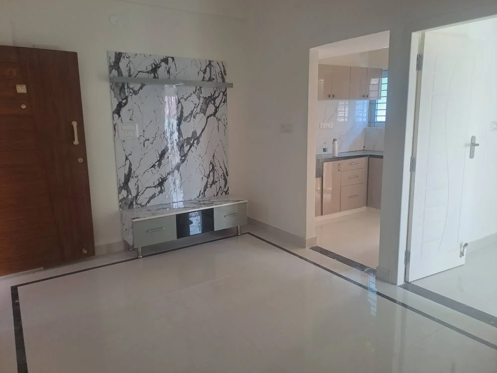 1 BHK Flat for Rent Close to Neeladri Road