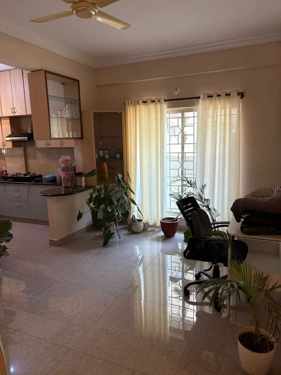 Single Occupancy for Male in 2 BHK Flat for Rent in 100ft Road