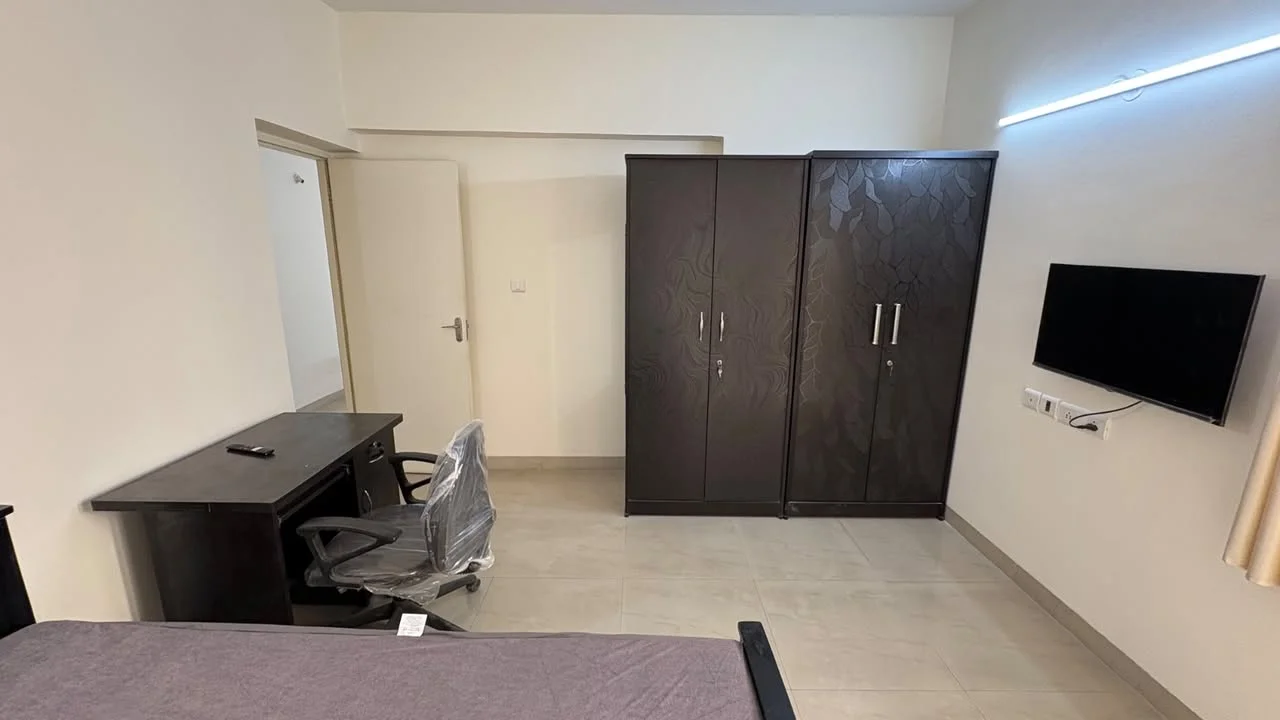 Single Occupancy for Female in 3 BHK Flat for Rent Near Banaswadi