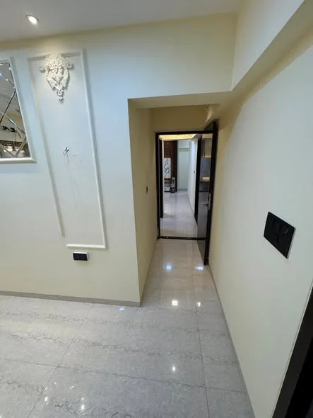 Double Occupancy for Male in 2 BHK Flat for Rent Near Andheri West Railway Station