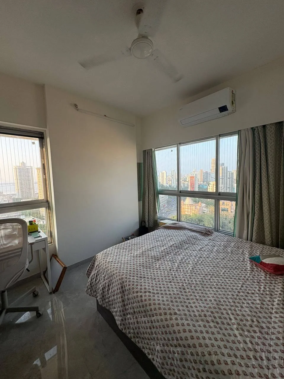 Single Occupancy for Female in 2 BHK Flat for Rent Near Siddhivinayak Temple