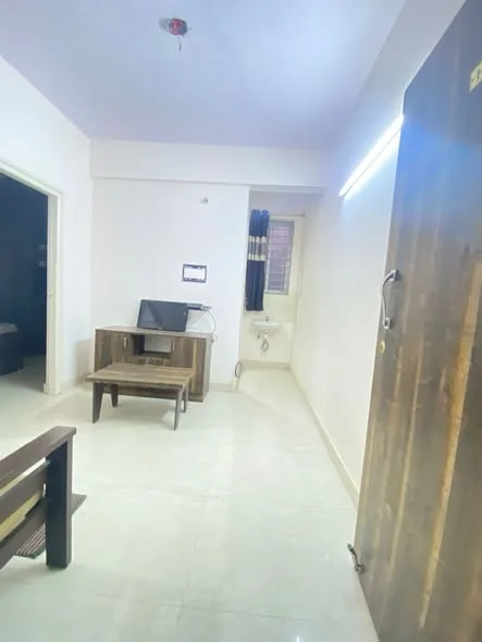1 BHK Flat for Rent in Munnekollal near to ( More super market )