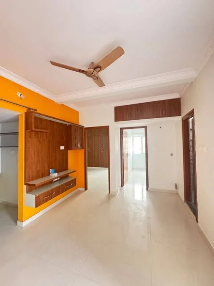 2 BHK Flat for Rent in Singasandra near HSR layout