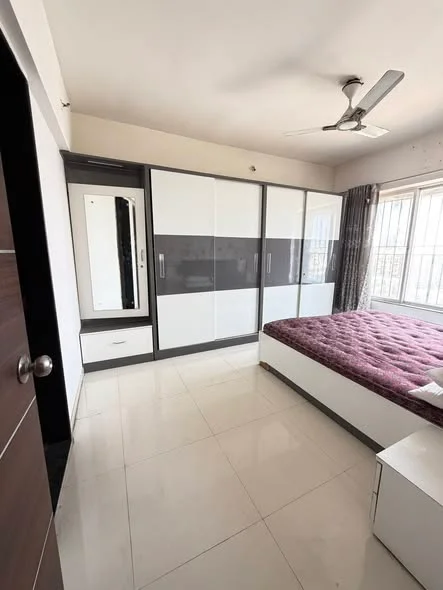 2 BHK Flat for Rent Near wakad Datta Mandir road Nagar road Mont very Seville society wakad